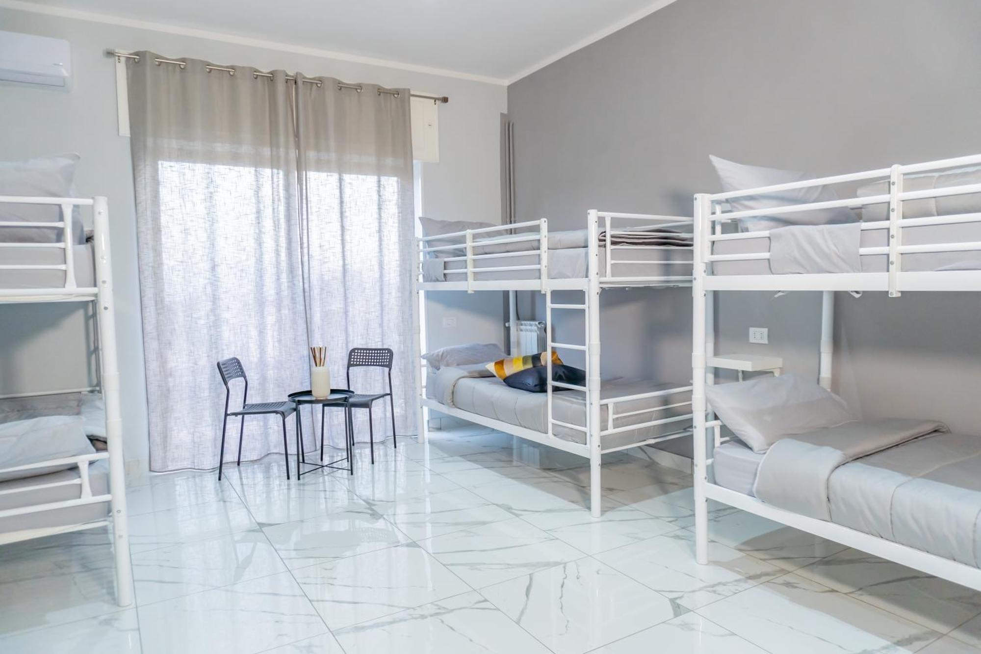 Hostel Partenope Napoli Eksteriør billede