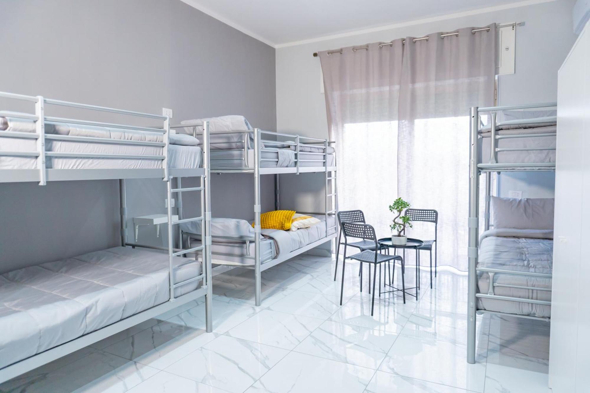 Hostel Partenope Napoli Eksteriør billede