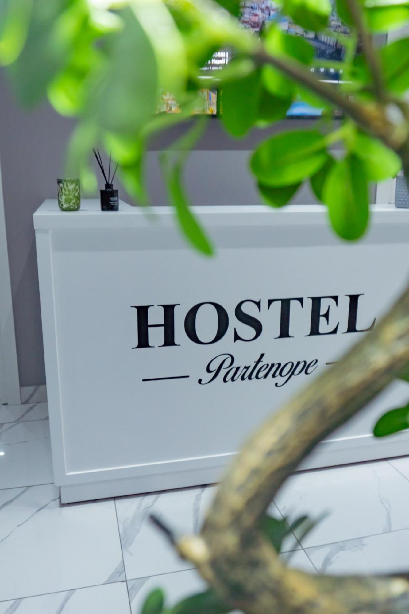 Hostel Partenope Napoli Eksteriør billede